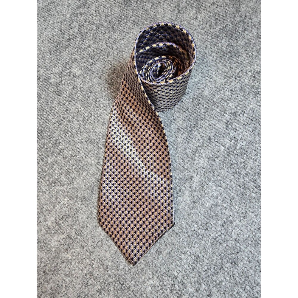 Geoffrey Beene Mens Silk Tie Navy Gold Geometric Woven Herringbone Necktie